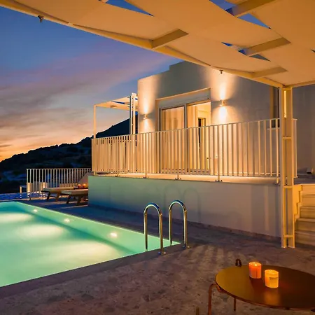 Ostria Villa