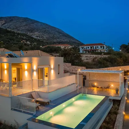 Ostria Villa *
