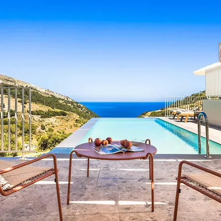 Ostria Villa Divarata